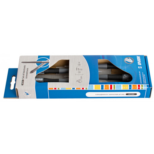 Sada elektronických skrutkovačov v kartóne